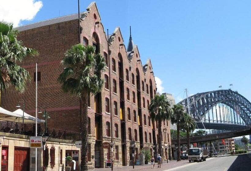 اتاق خانوادگی با سرویس بهداشتی مشترک, Wynyard