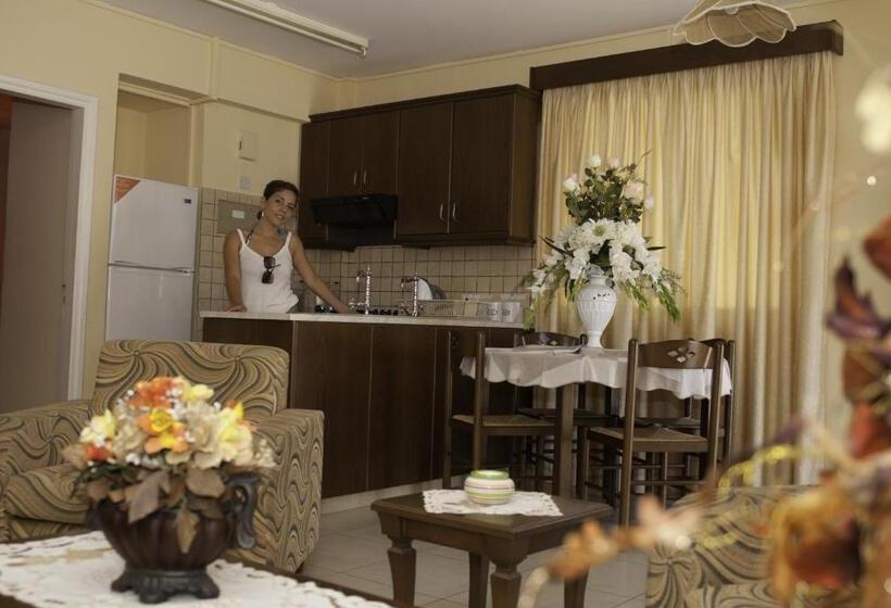 Апартаменты 2 Спальни, Kotzias Beach Apartments