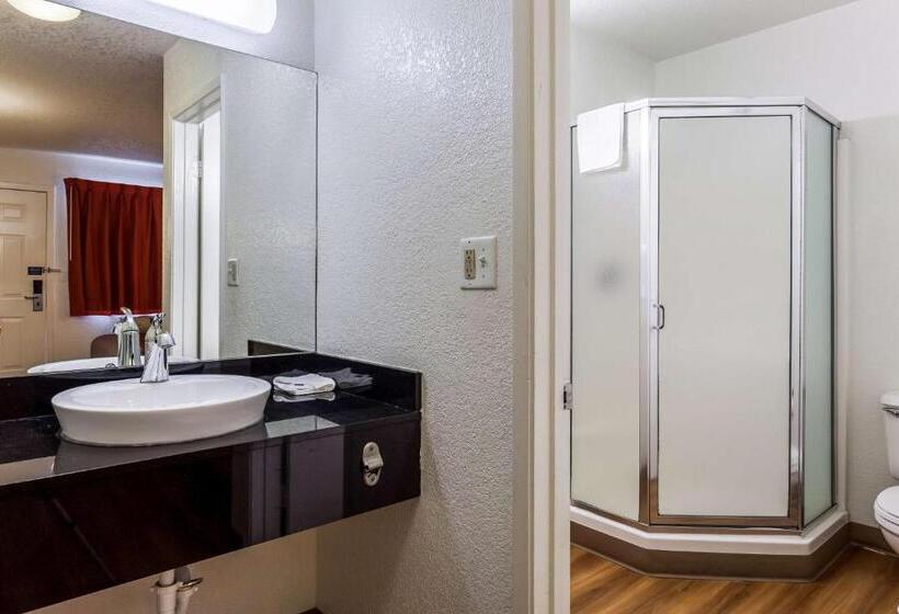 4인용 스탠다드 룸, Motel 6 Sacramento, Ca   Downtown