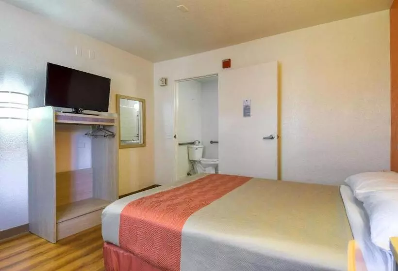 デラックスルーム, Motel 6san Dimas, Ca  Los Angeles