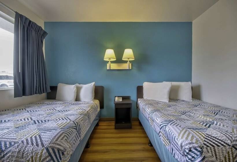 غرفه قياسيه سريرين مزدوجين, Motel 6 Farmington, Nm