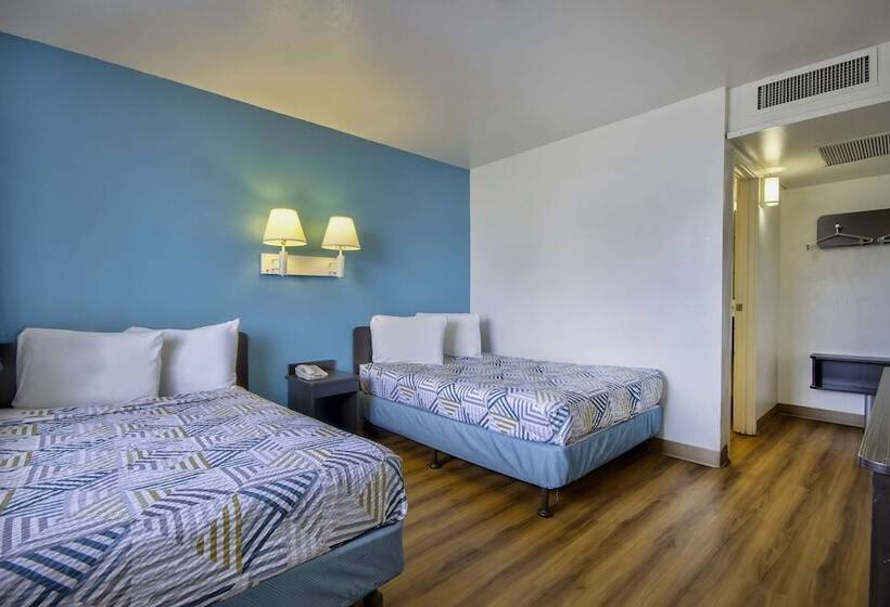 غرفه قياسيه سريرين مزدوجين, Motel 6 Farmington, Nm