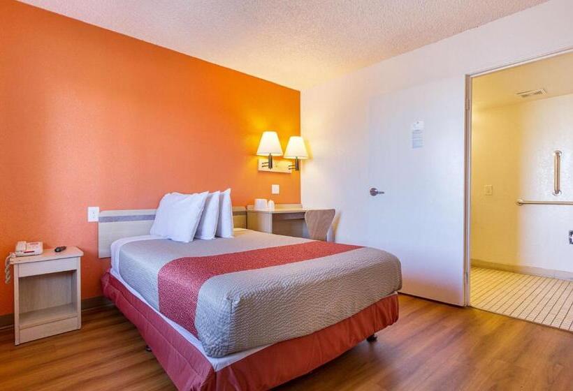 חדר סטנדרט מותאם לאדם עם מוגבלויות, Motel 6mesa, Az  South
