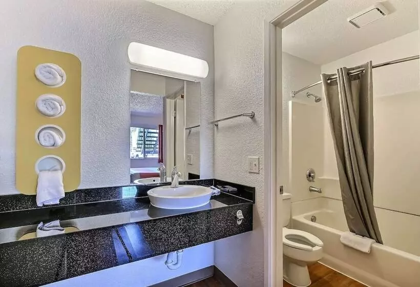 Standard-huone 2 Parivuodetta, Motel 6pleasanton, Ca