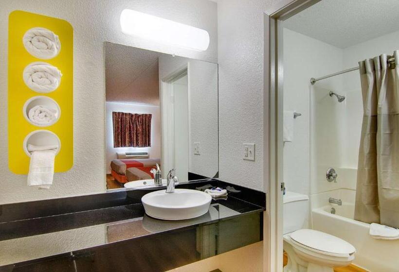 스탠다드 룸, Motel 6salina, Ks