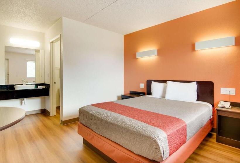 스탠다드 룸, Motel 6salina, Ks