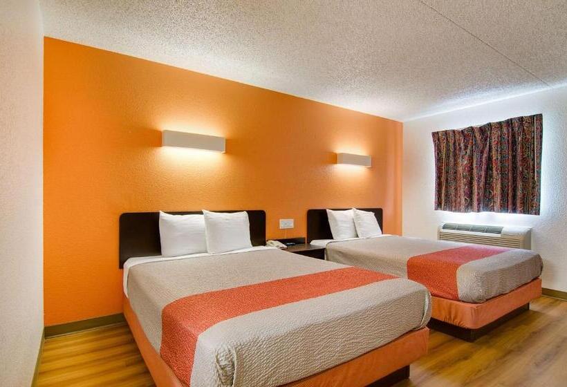4인용 스탠다드 룸, Motel 6salina, Ks