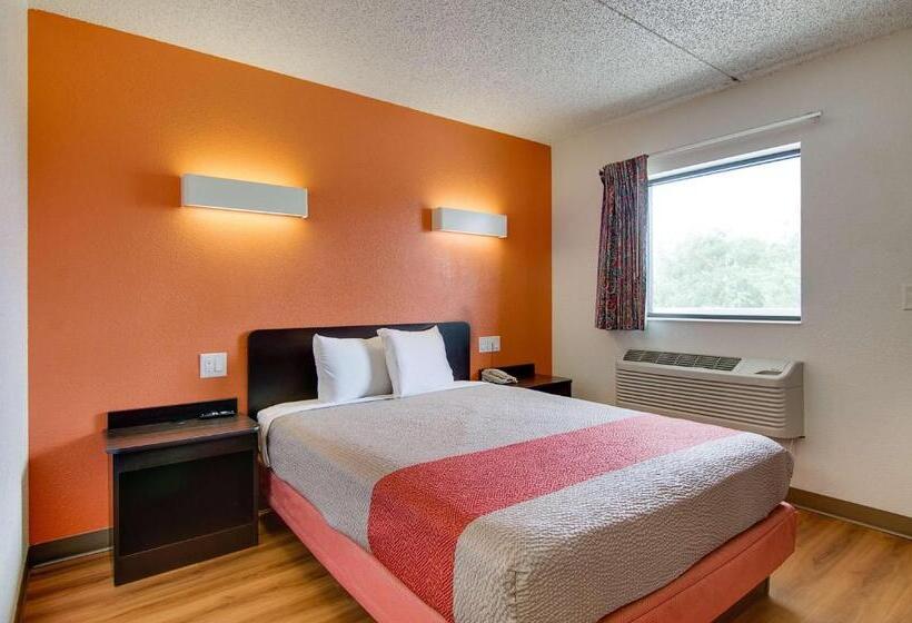اتاق استاندارد برای معلولان, Motel 6salina, Ks
