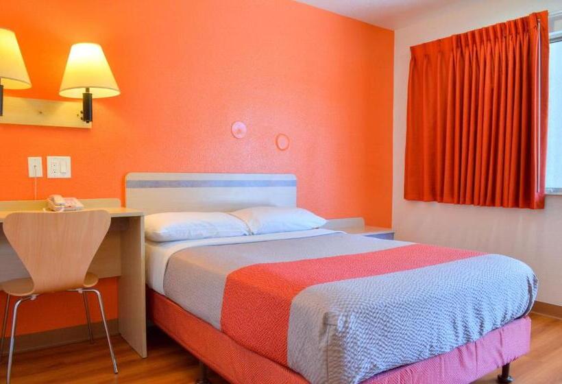 Номер Deluxe, Motel 6santa Nella, Ca Los Banos Interstate 5