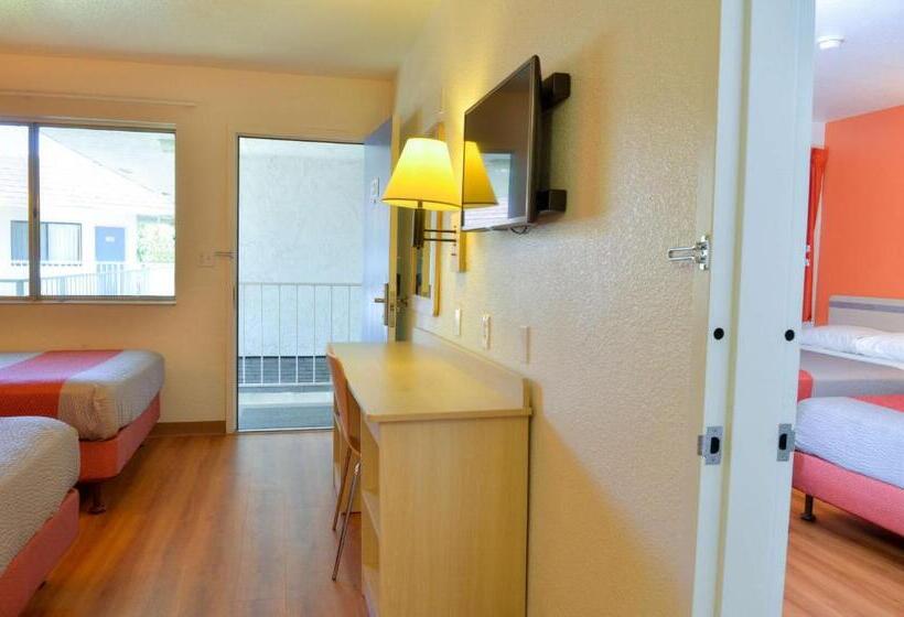 Четырехместный Номер Deluxe, Motel 6santa Nella, Ca Los Banos Interstate 5