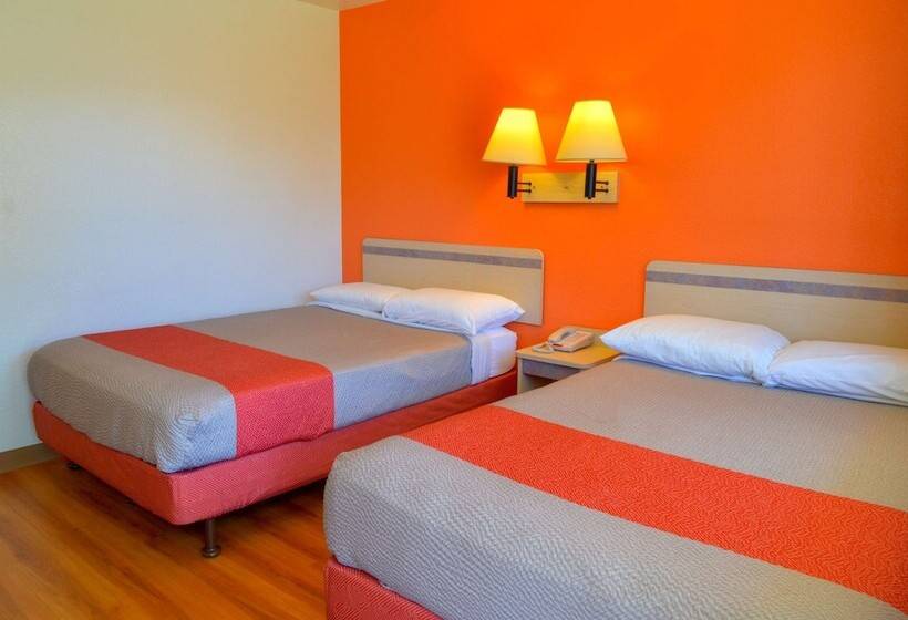 Номер Deluxe, Motel 6santa Nella, Ca Los Banos Interstate 5