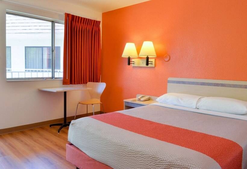 Номер Deluxe, Motel 6santa Nella, Ca Los Banos Interstate 5