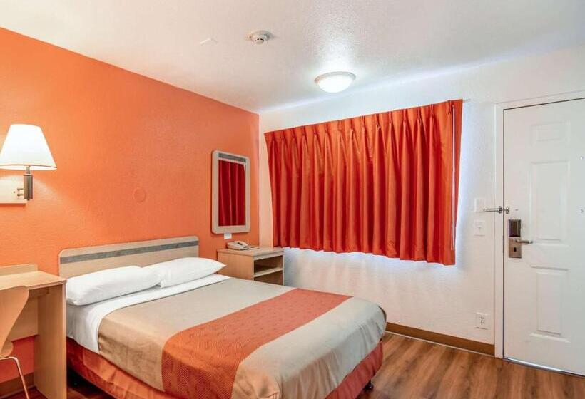 Номер Стандарт, Park Inn By Radisson, Tracy