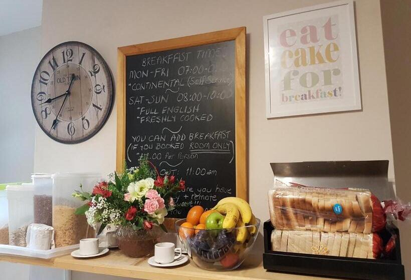 Quarto Estandar Individual, Alara Bed And Breakfast