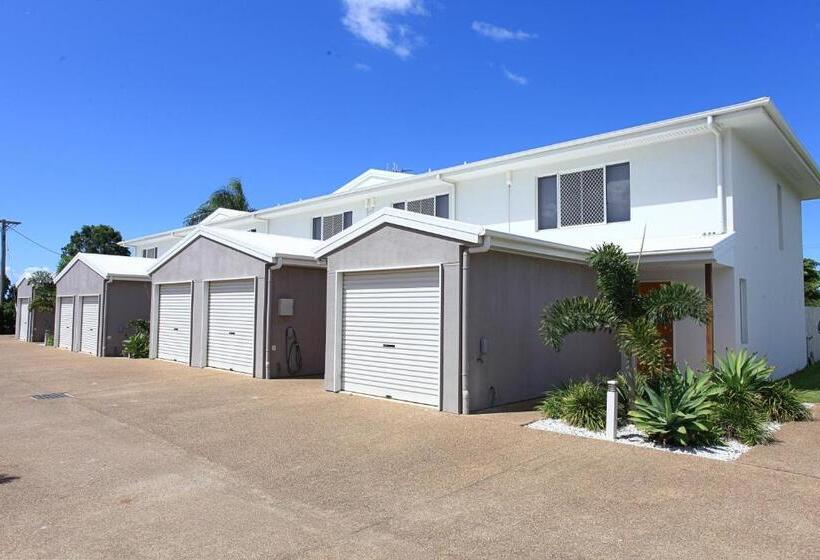 آپارتمان 2 خوابه, Alexandra Apartments