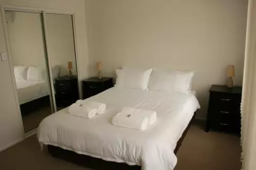 آپارتمان 2 خوابه, Alexandra Apartments