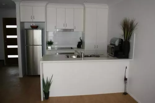آپارتمان 3 خوابه, Alexandra Apartments