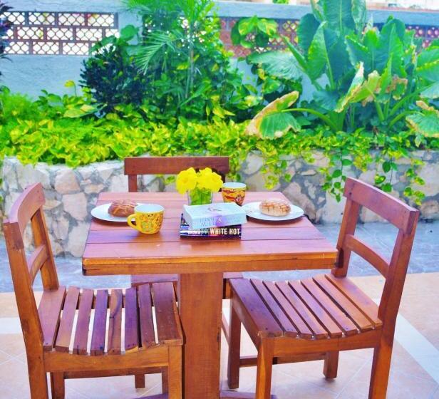 جناح بغرفتي نوم, Corales Suites