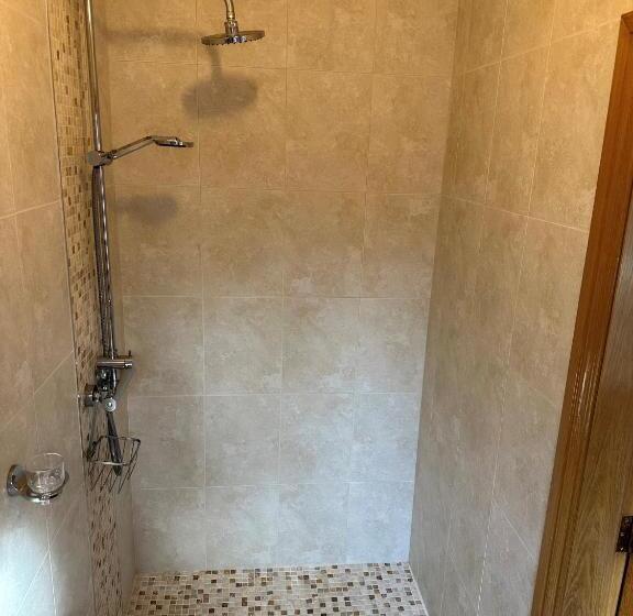Deluxe-perhehuone, Dunhill Cottage B&b