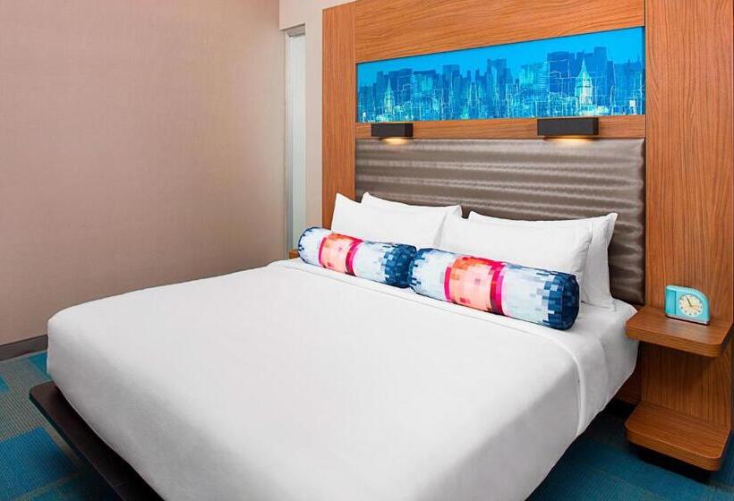 غرفة قياسية سرير كينج, Aloft Beachwood
