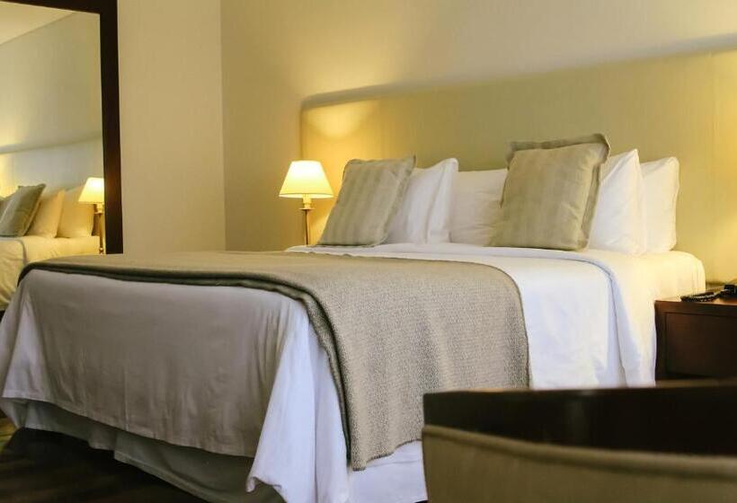 اتاق لوکس, Altos Del Arapey All Inclusive, Golf & Spa