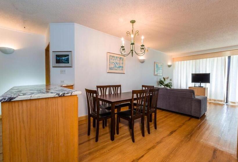 3 Sovrums Deluxe Svit, Alupang Beach Tower