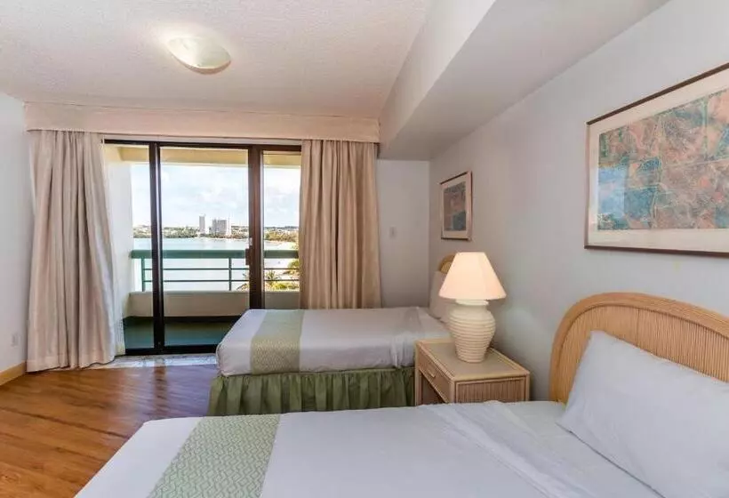 3 Bedroom Suite, Alupang Beach Tower