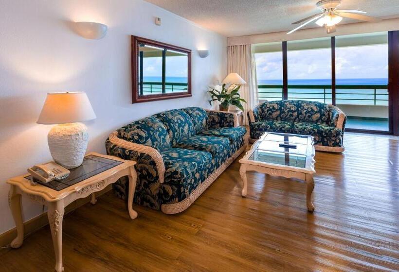 3 Sovrum Svit, Alupang Beach Tower