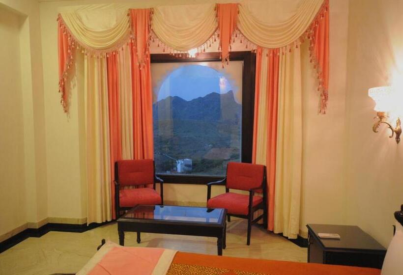 Suite com Varanda, Bhairavgarh Palace Udaipur