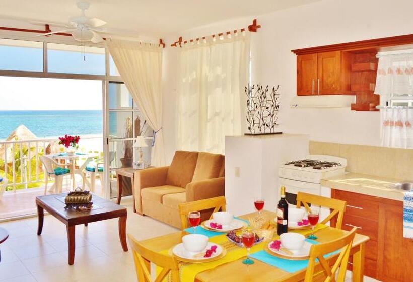 جناح بغرفتي نوم مع إطلالة جانبية على البحر, Corales Suites