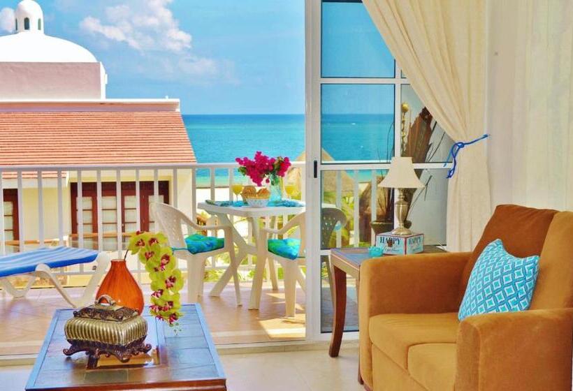 2 makuuhuoneen sviitti sivuttaisella merinäköalalla, Corales Suites