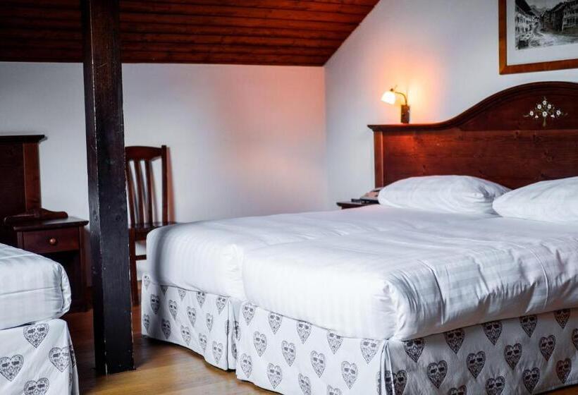 غرفة قياسية ثلاثية, De Gruyeres