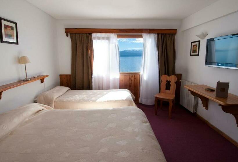 اتاق استاندارد با چشم‌انداز دریاچه, Huemul