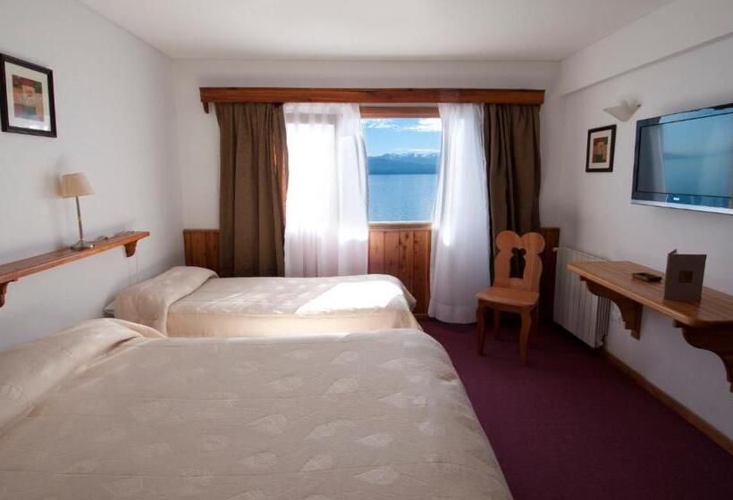 اتاق استاندارد سه نفره, Huemul