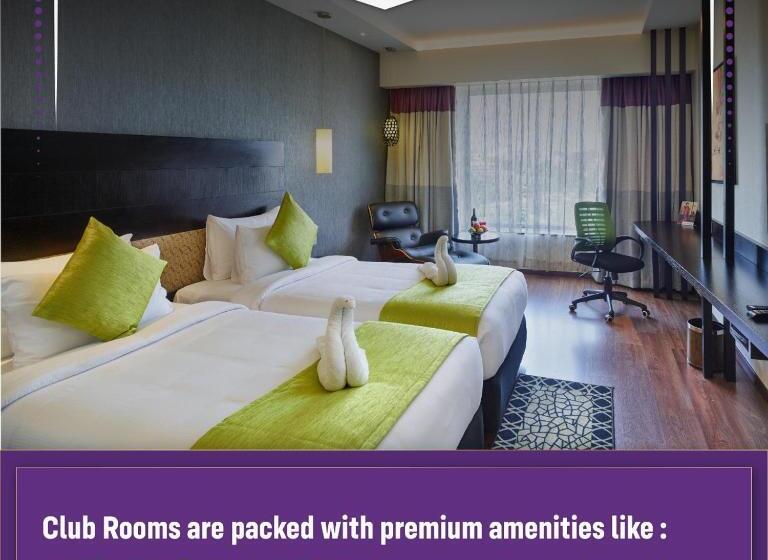 اتاق کلاب, Hycinth Hotels