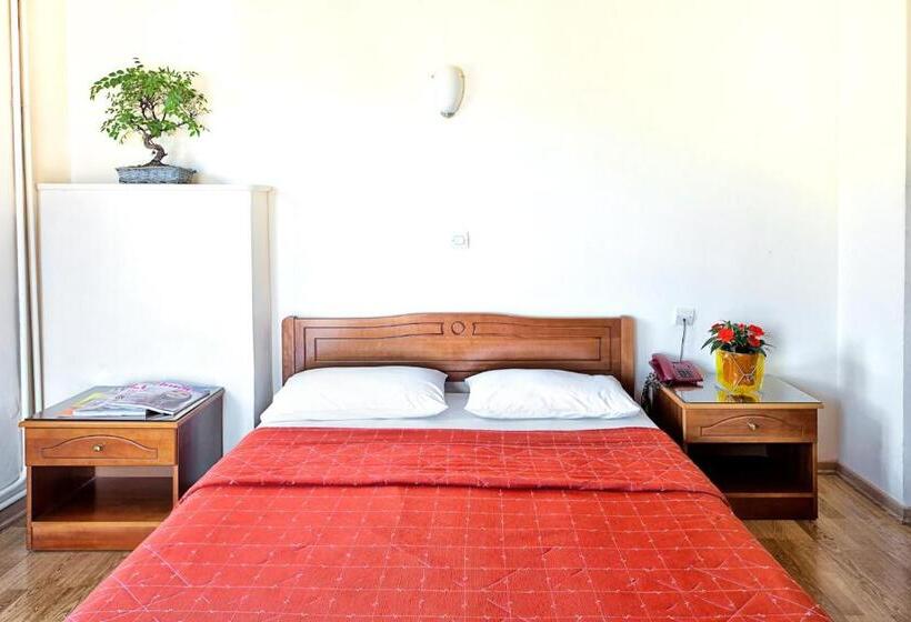 חדר סטנדרט יחיד, Keletron Hotel   Bike And Motorcycle Friendly