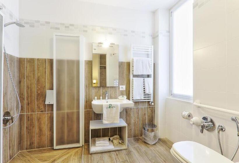 スタンダードルーム, La Pineta