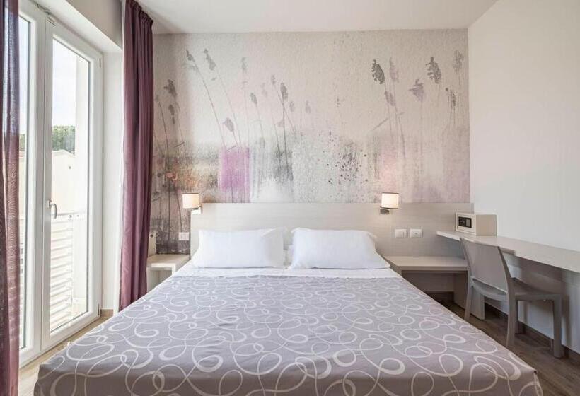 スタンダードルーム, La Pineta