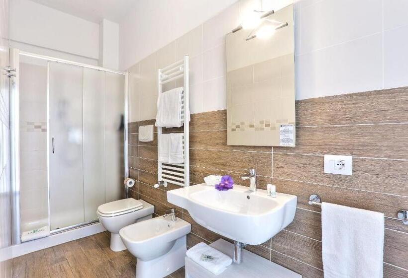 景色の見えるスーペリアルーム, La Pineta