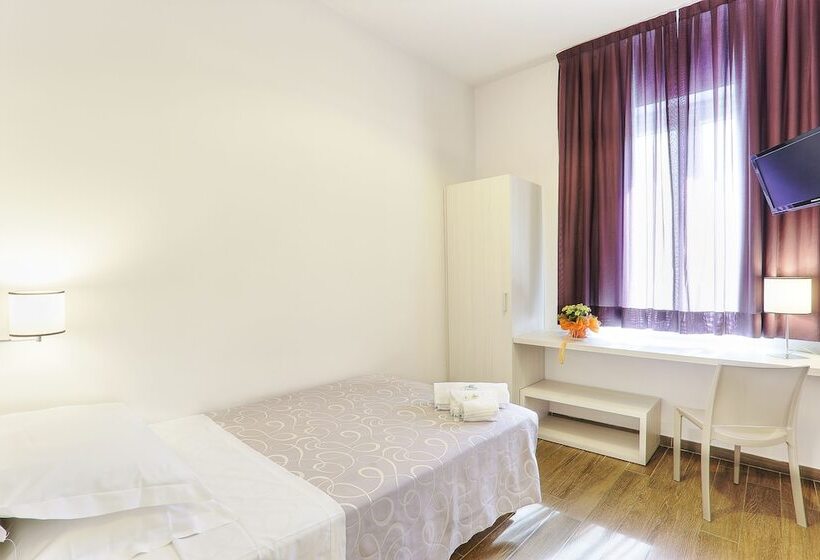 スタンダードシングルルーム, La Pineta