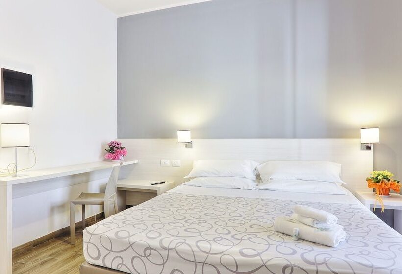 スタンダードトリプルルーム, La Pineta