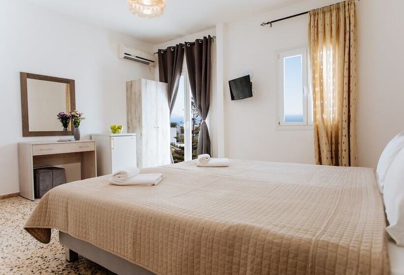 Habitación Estándar, Nikos