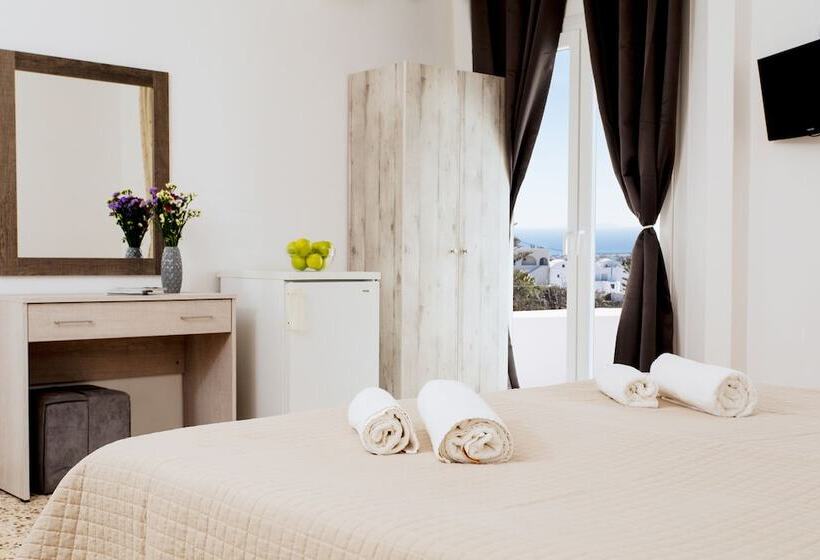 Habitación Estándar, Nikos