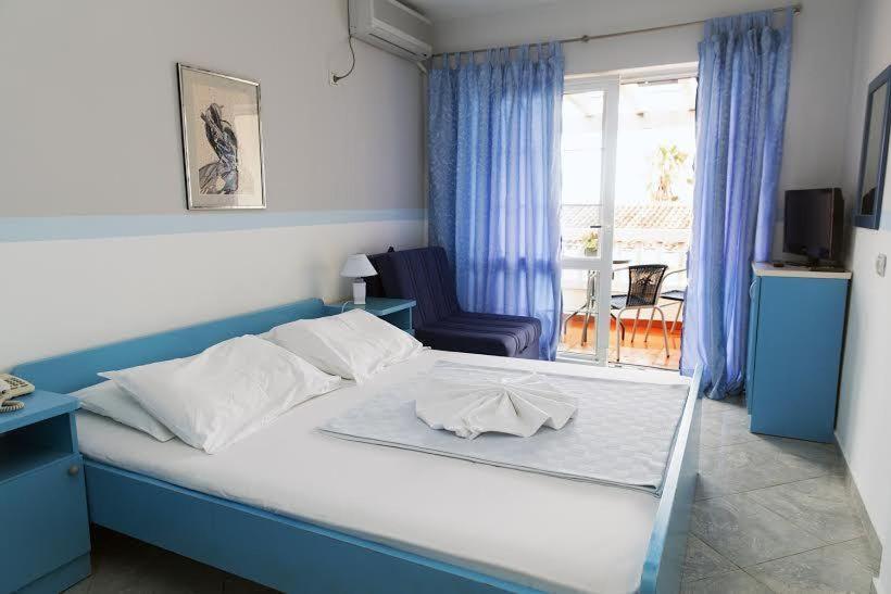 اتاق استاندارد, Obala