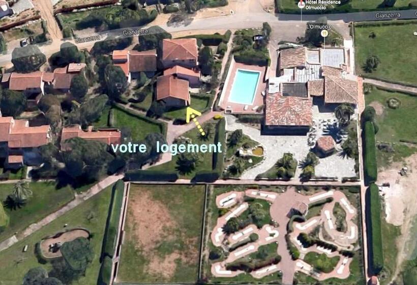 复式房间, Olmuccio