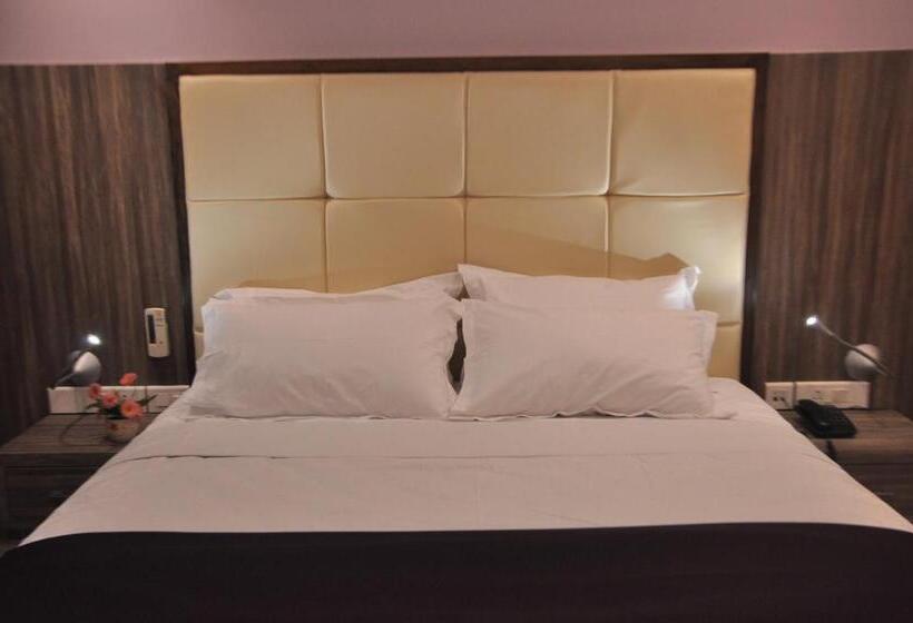 行政房间, Panaji Residency