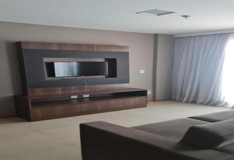 جناح ديلوكس, Quality Hotel & Suites Brasília