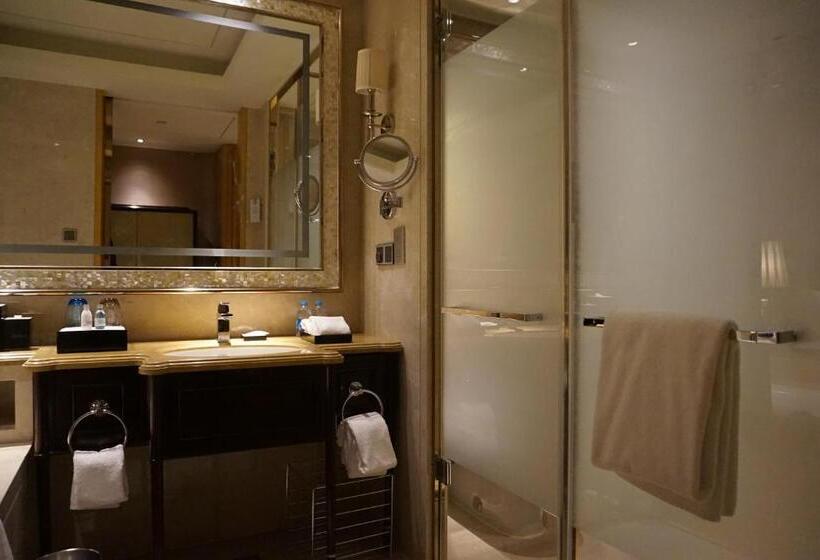 Номер Deluxe, Wanda Realm Harbin