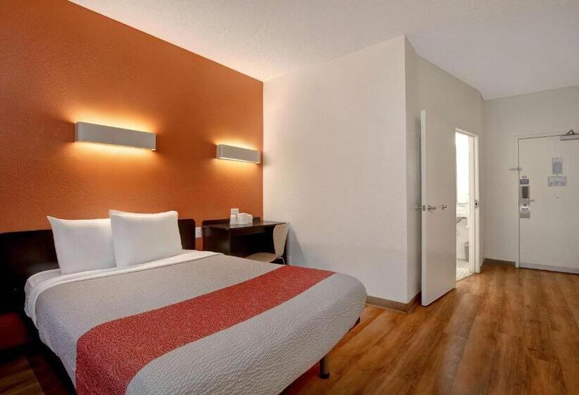 장애인을 위한 스탠다드 룸, Motel 6 gilroy, Ca