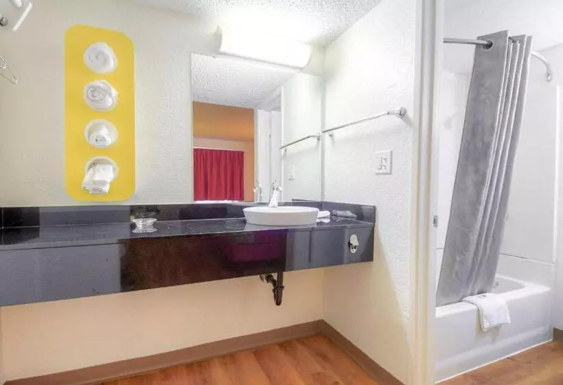 スタンダードルーム, Motel 6 costa Mesa, Ca